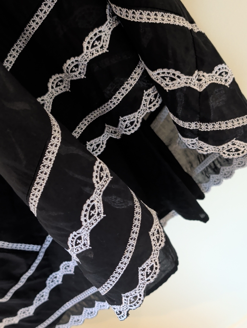 White House Black Market Black Halter Midi Dress with White Lace Details Size 4 - Picture 6 of 11